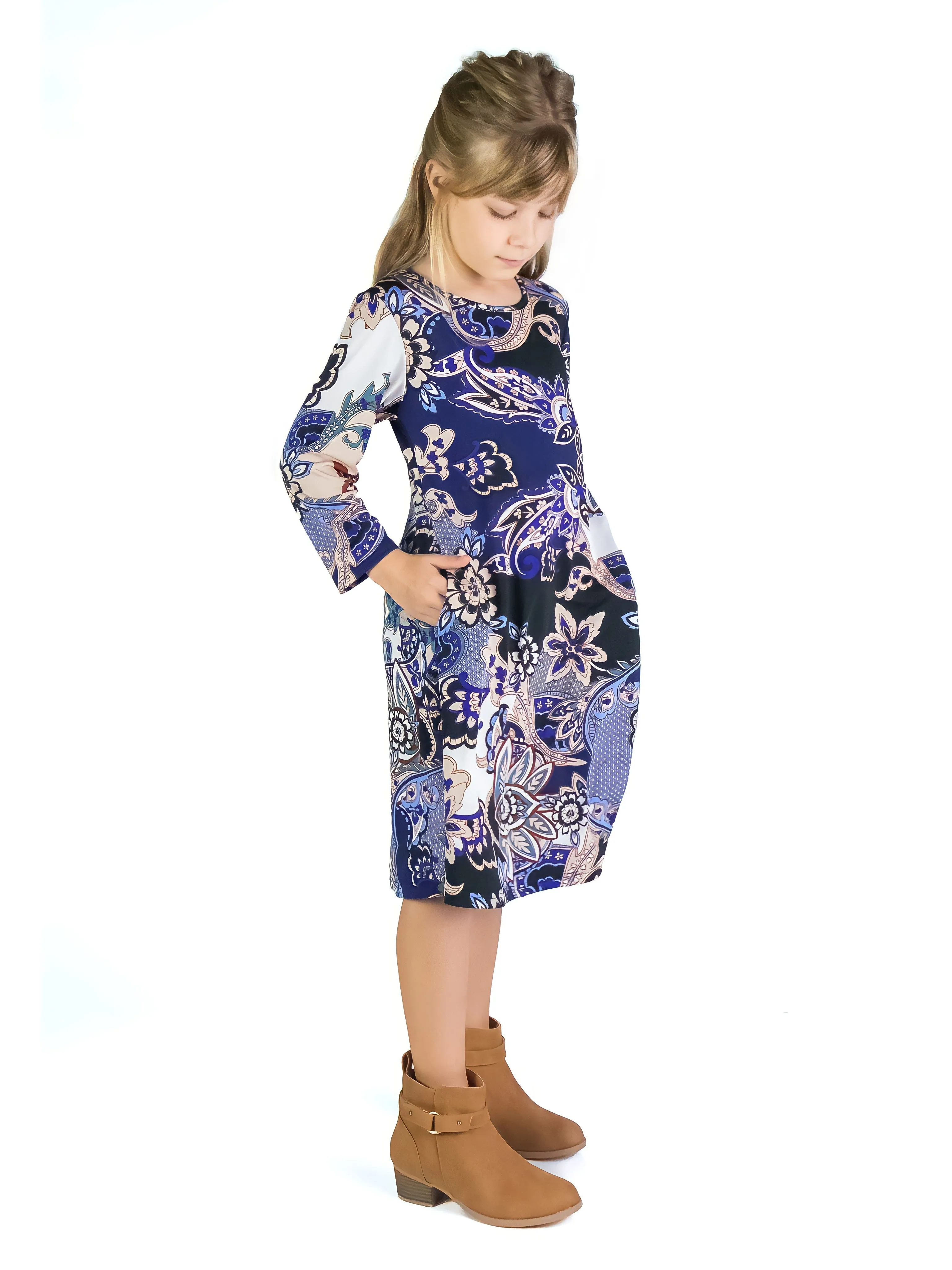 24seven Comfort Apparel Girls Blue Paisley Long Sleeve Loose Fit Knee Length Tunic Pocket Dress