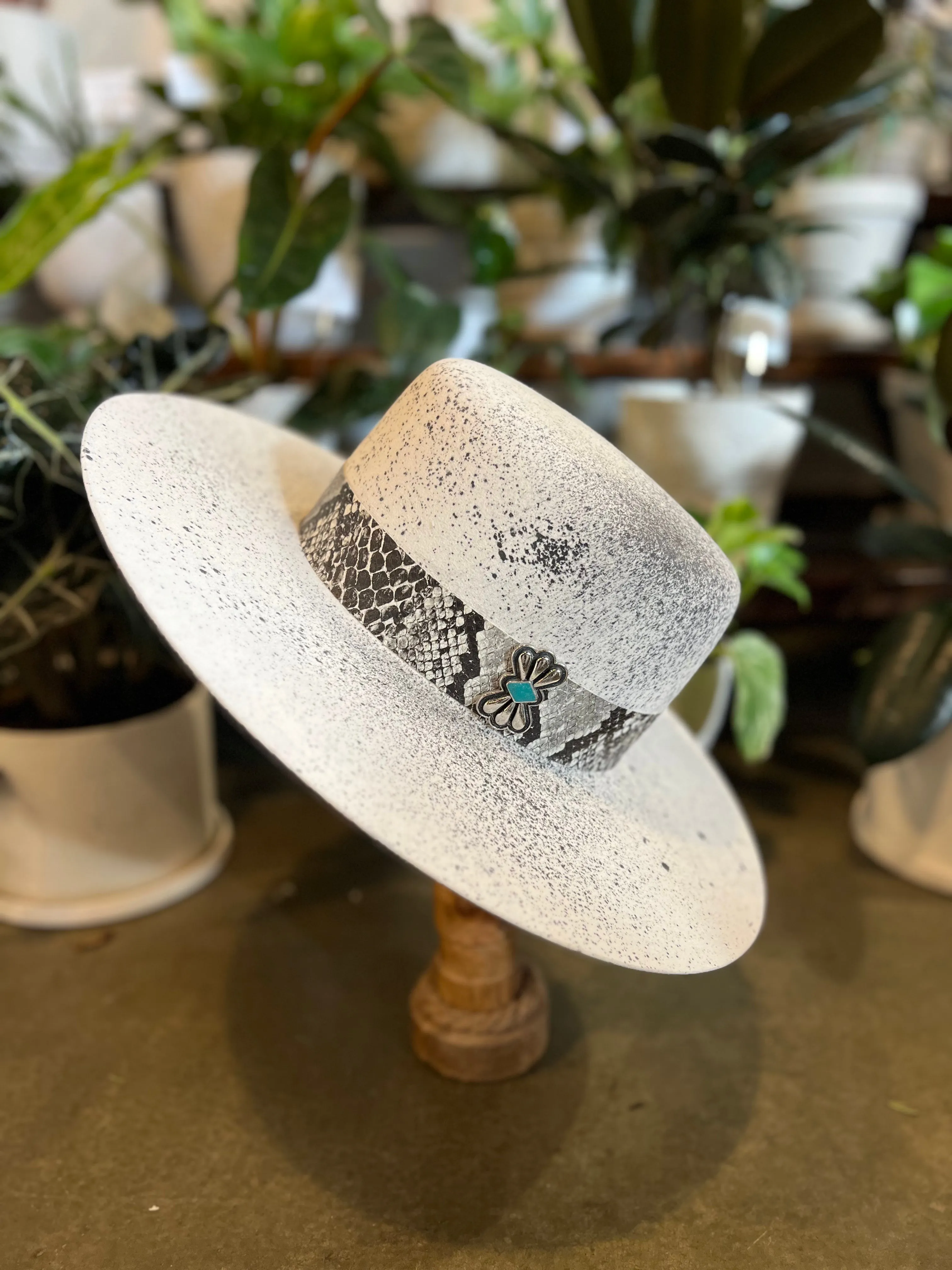 Atwood Wild Rose Speckled Hat