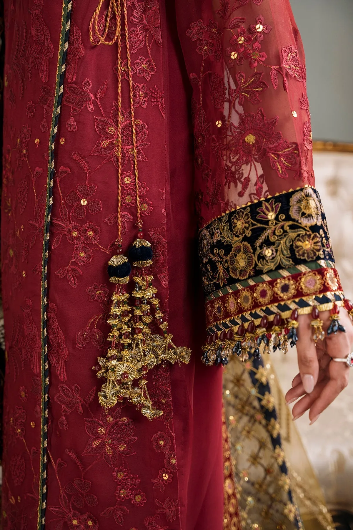Baroque Chantelle Embroidered Luxury Formals – CH12-07