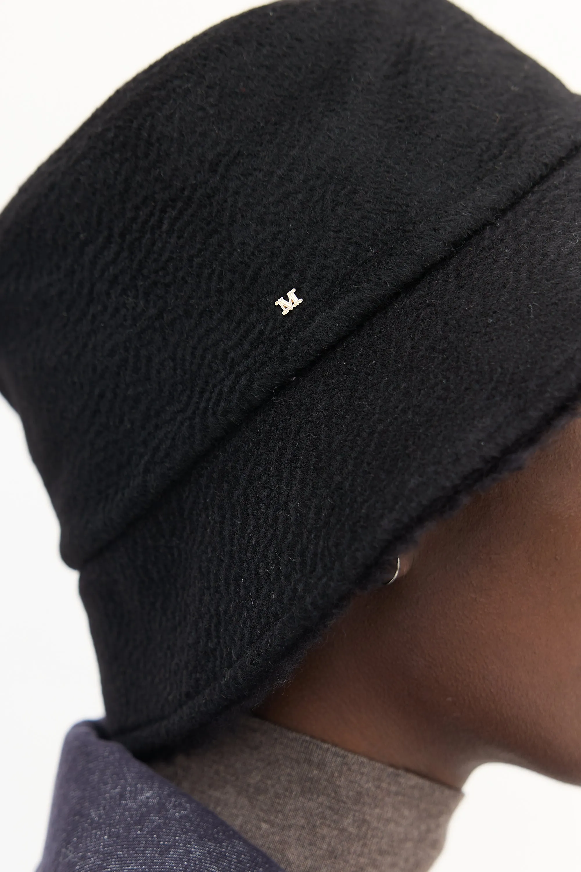 Black Reversible Teddy Cloche Hat