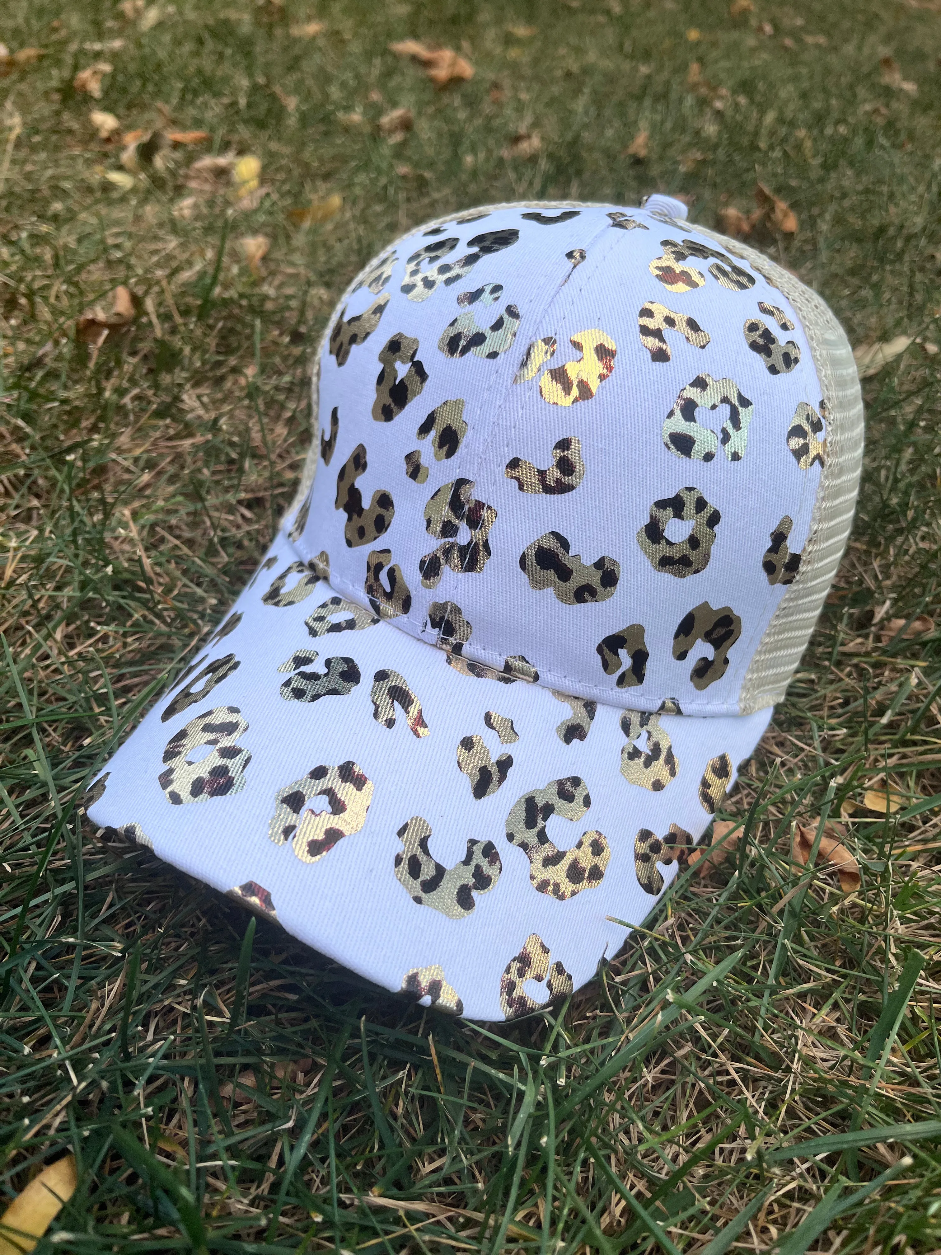 Hat blanks Distressed Leopard Solid Trucker caps