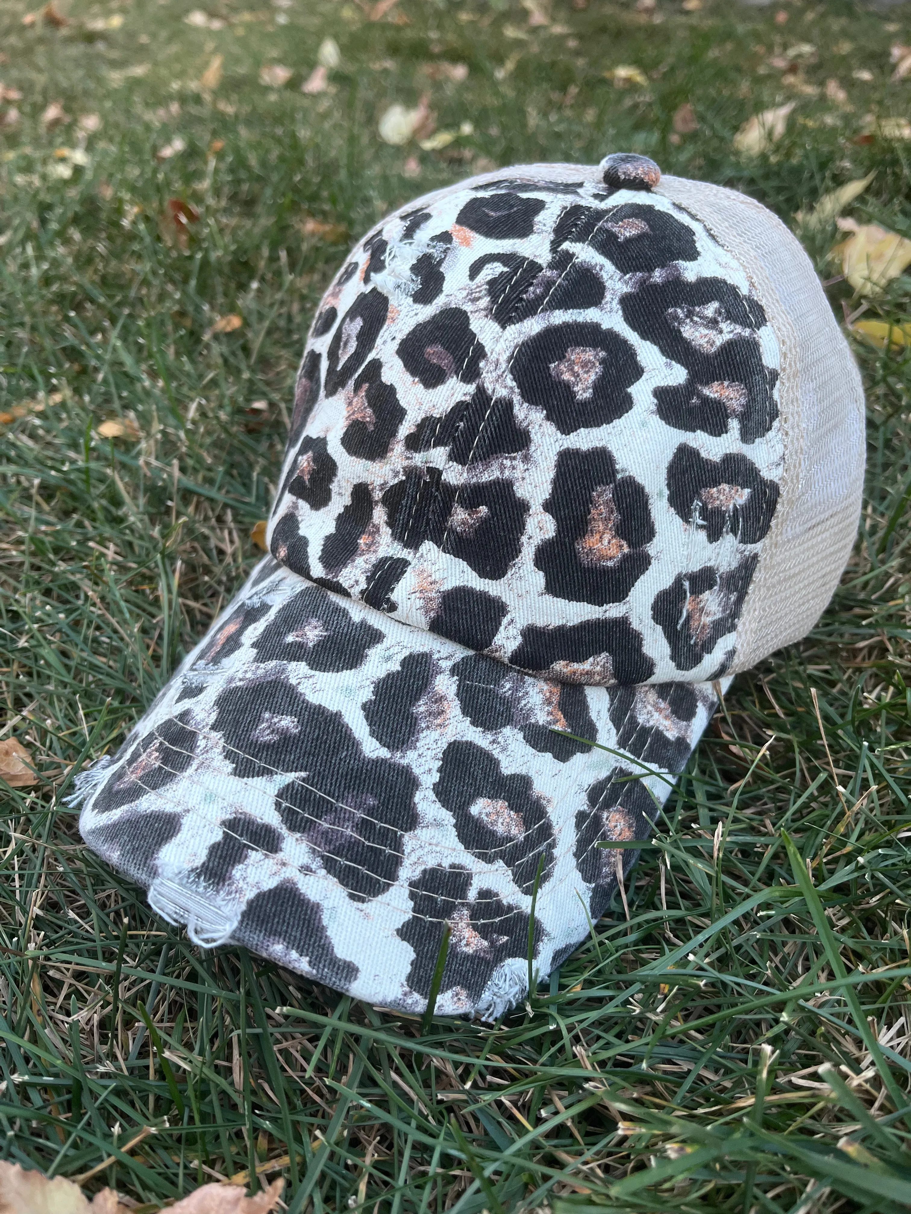 Hat blanks Distressed Leopard Solid Trucker caps