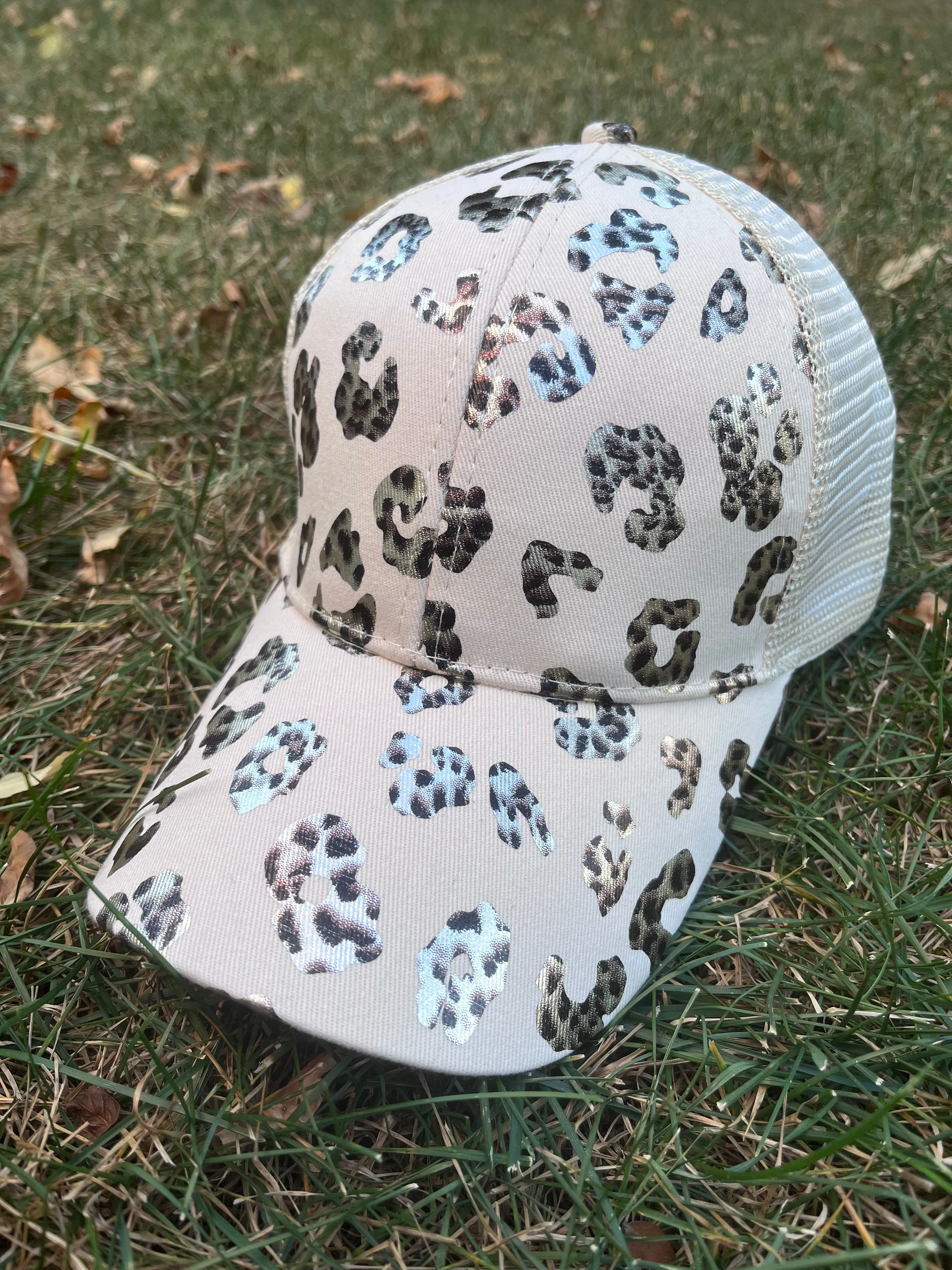 Hat blanks Distressed Leopard Solid Trucker caps