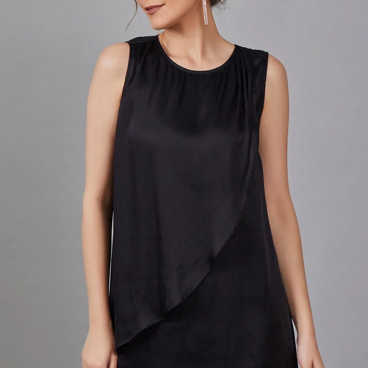 Izzie - Stylish Waterfall Drape Dress