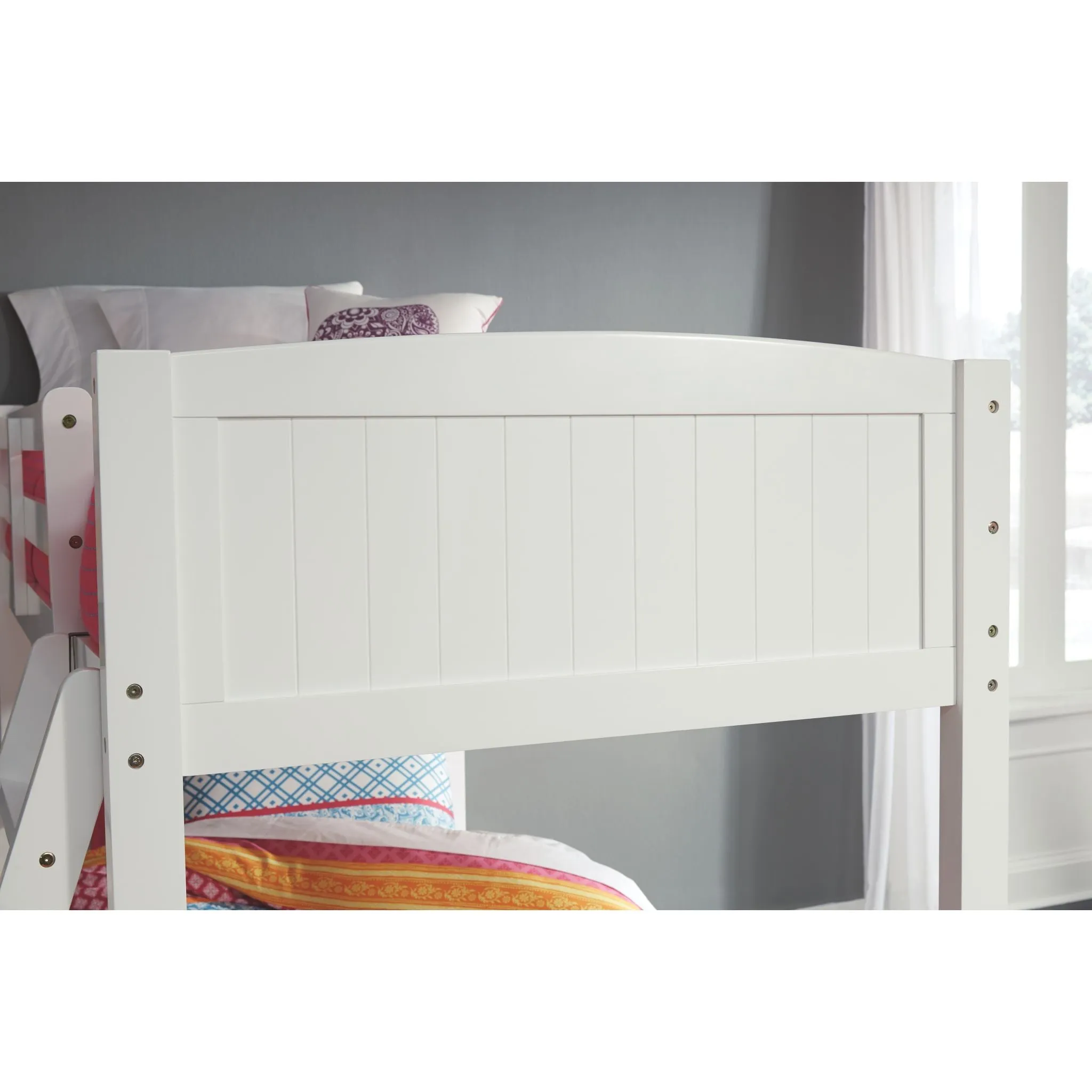 Kaslyn Twin Bunk Bed